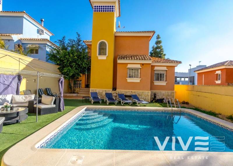 Detached Villa - Resale - Orihuela Costa - Villamartin