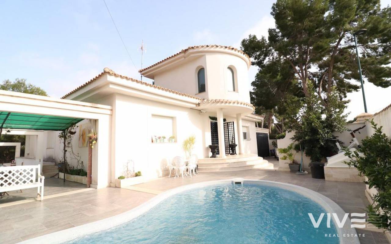 Detached Villa - Resale - Pilar de la Horadada - 40921