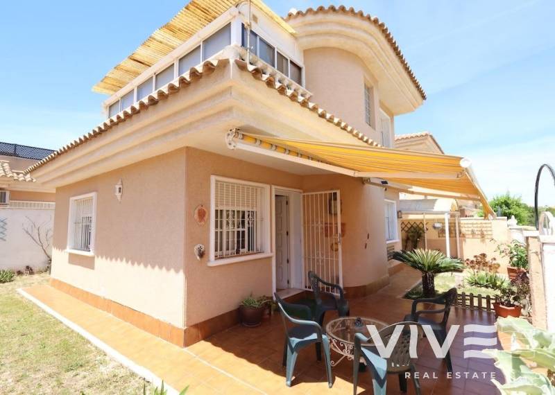 Detached Villa - Resale - Torrevieja - Los Balcones - Los Altos del Edén