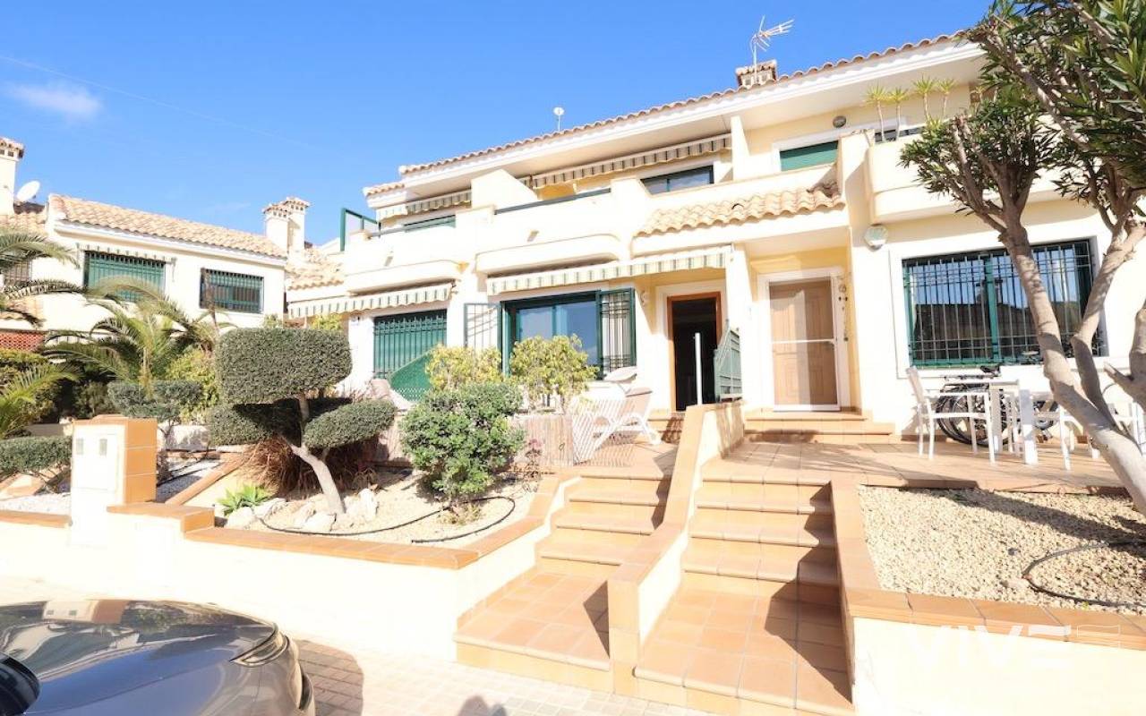 Detached Villa - Segunda mano - Orihuela Costa - 17746