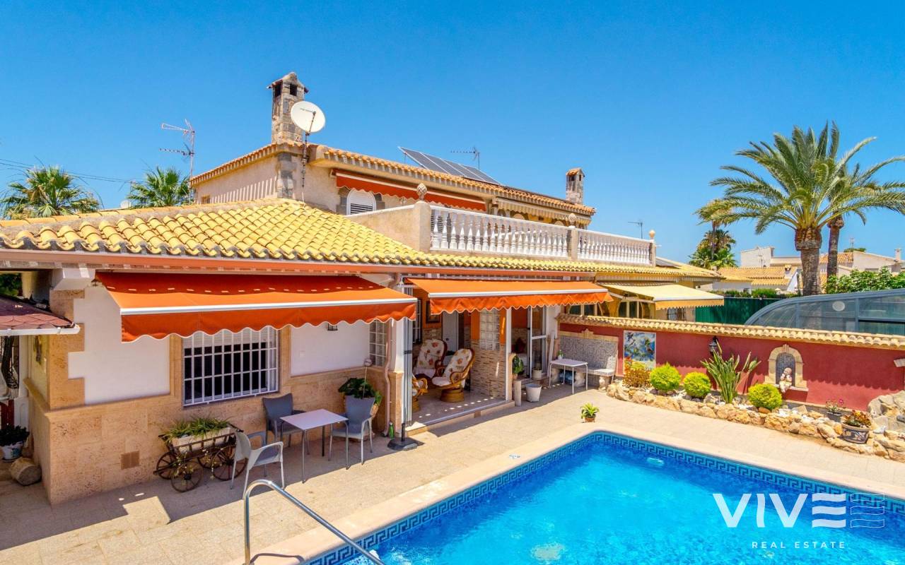 Detached Villa - Segunda mano - Orihuela Costa - 88084