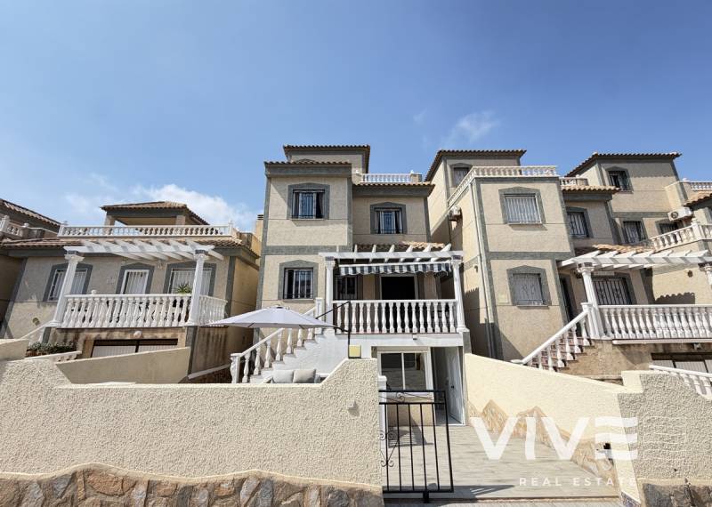 Detached Villa - Segunda mano - Orihuela Costa - Villamartin