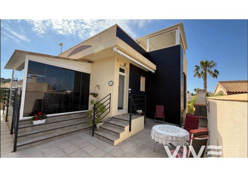 Detached Villa - Segunda mano - Rojales - Ciudad quesada