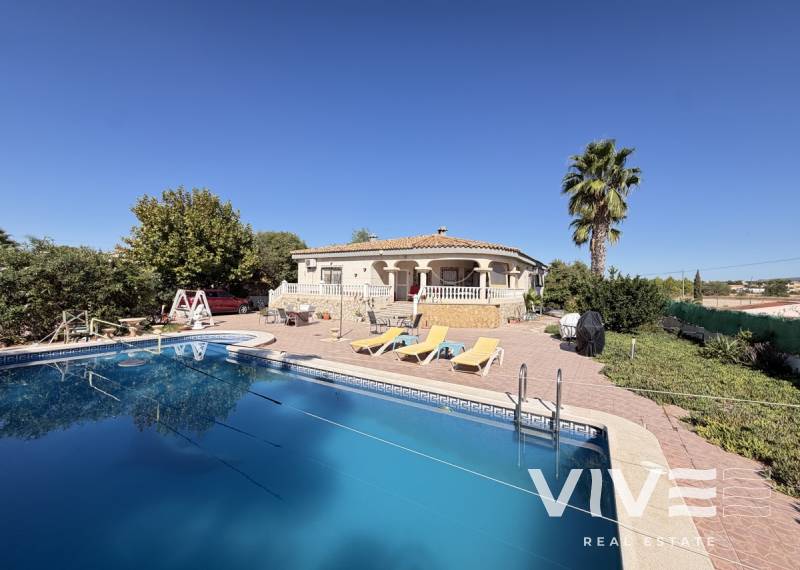 Detached Villa - Verkauf - Gea de Truyols - Gea de Truyols