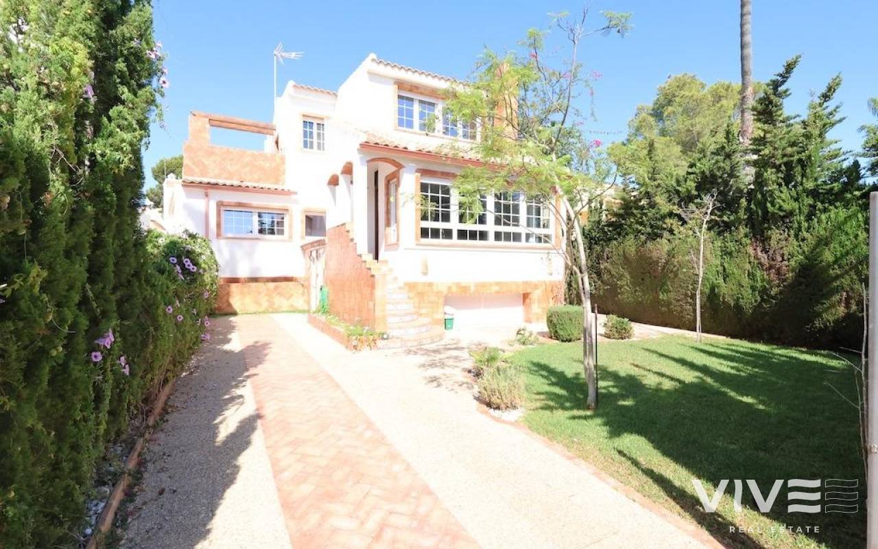 Detached Villa - Verkauf - Orihuela Costa - 12843