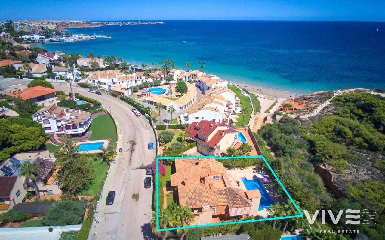 Detached Villa - Verkauf - Orihuela Costa - 29663