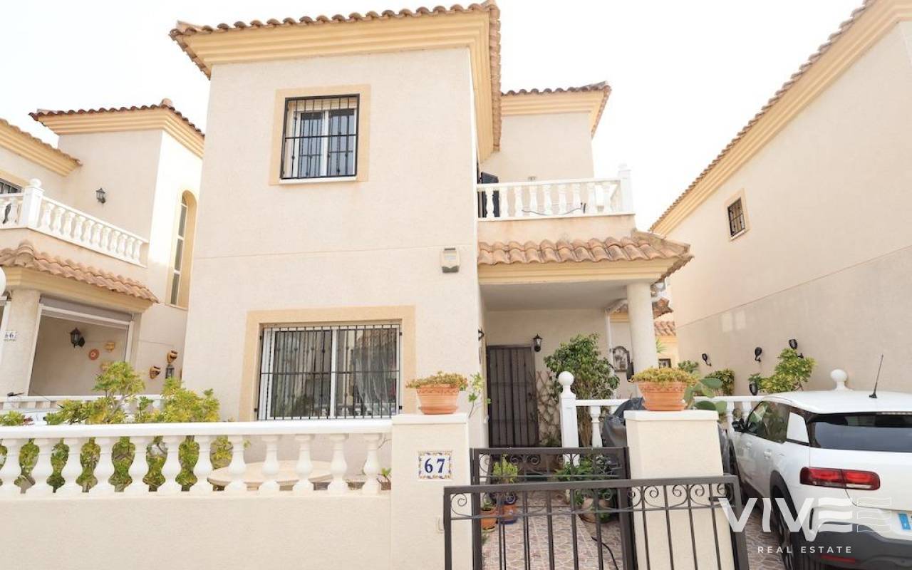 Detached Villa - Verkauf - Orihuela Costa - 54601