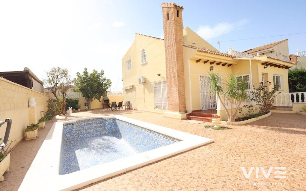 Detached Villa - Verkauf - Orihuela Costa - 71754