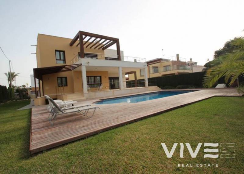Detached Villa - Verkauf - Orihuela Costa - Cabo Roig