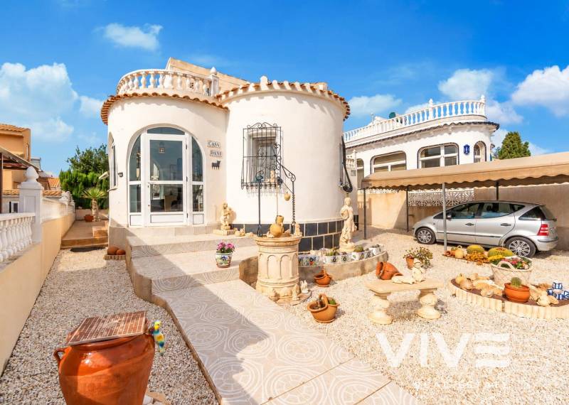 Detached Villa - Verkauf - Orihuela Costa - La Florida