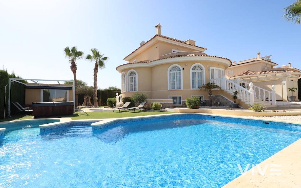 Detached Villa - Verkauf - Rojales - 62262