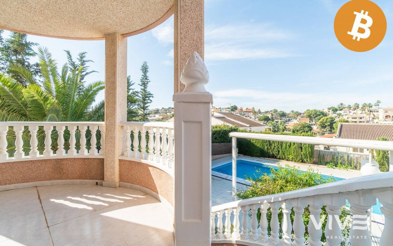 Försäljning  - Villa - Torrevieja - Los balcones