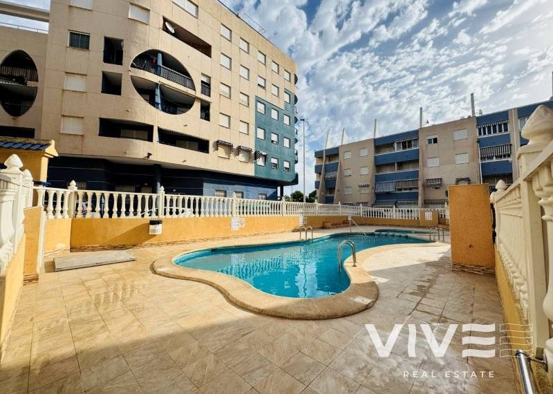 Lägenhet - Försäljning  - La Mata - Torrevista Playa