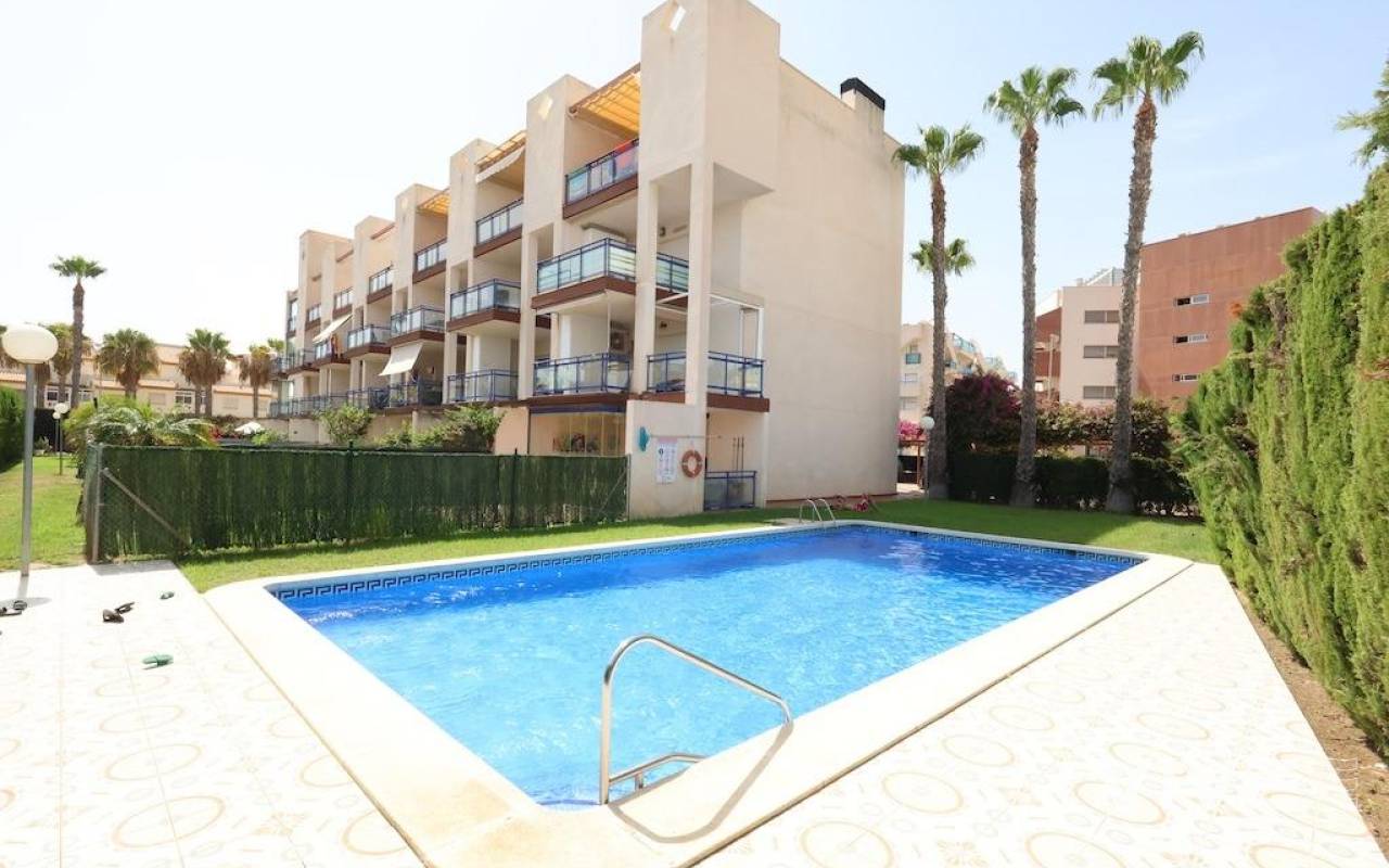 Lägenhet - Försäljning  - Orihuela Costa - 60692
