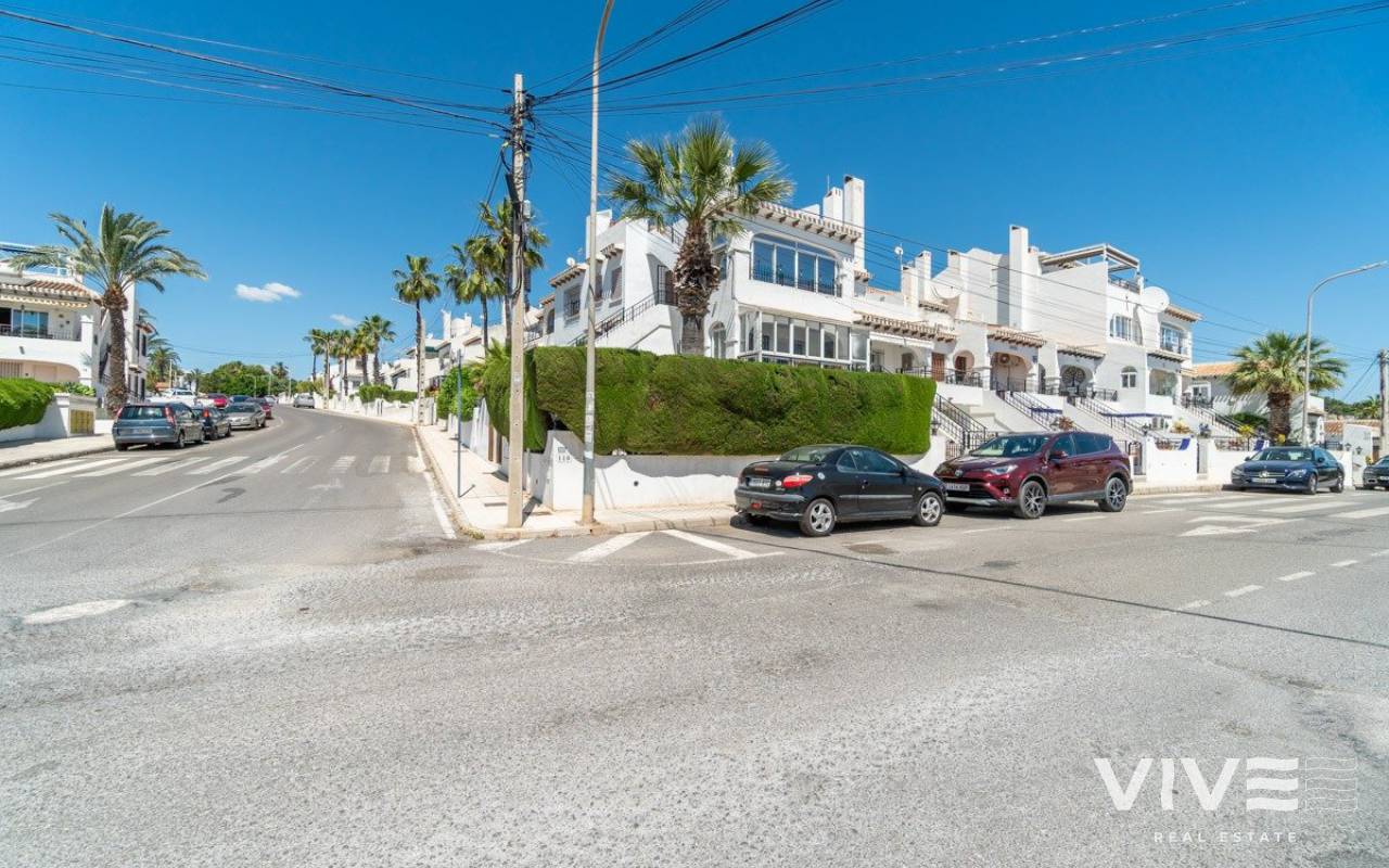 Lägenhet - Försäljning  - Orihuela Costa - PF-94707