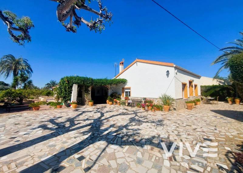 Masia - Resale - La marina - La marina