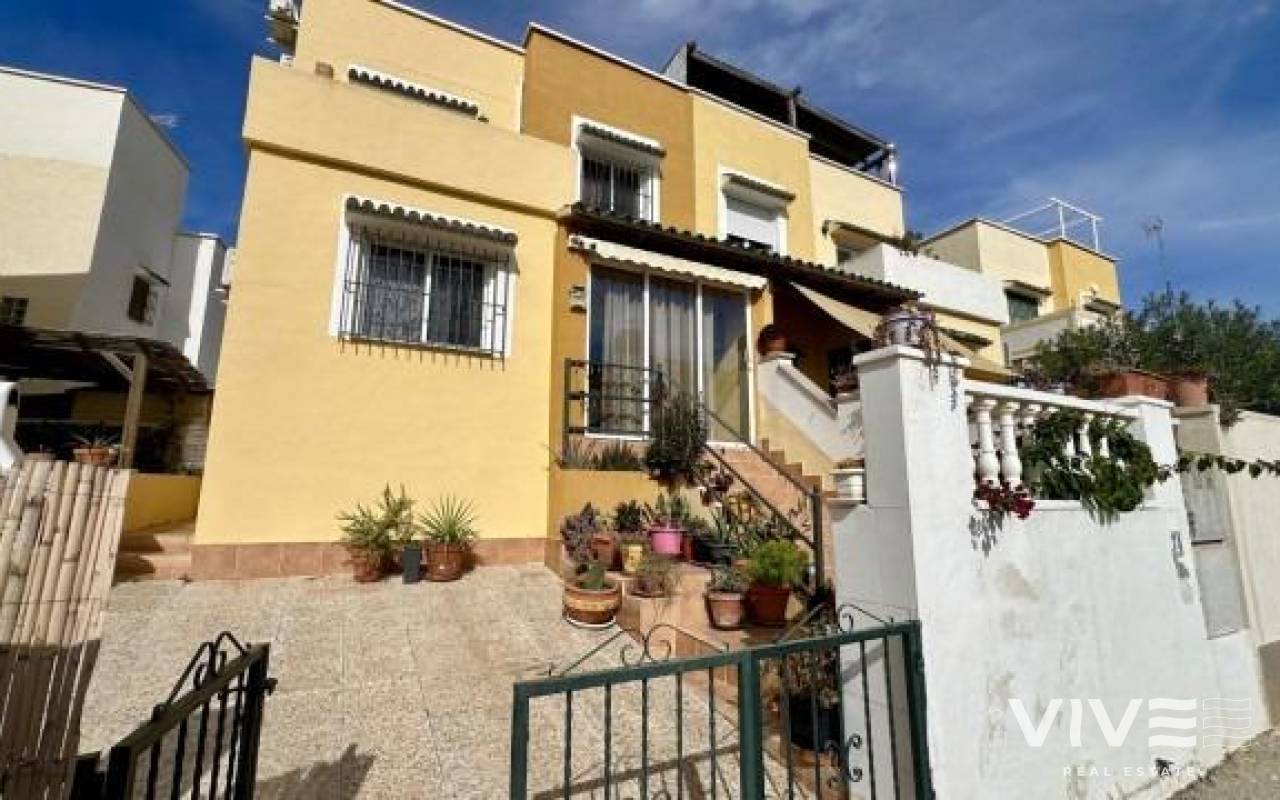 Radhus - Försäljning  - Orihuela Costa - 35879
