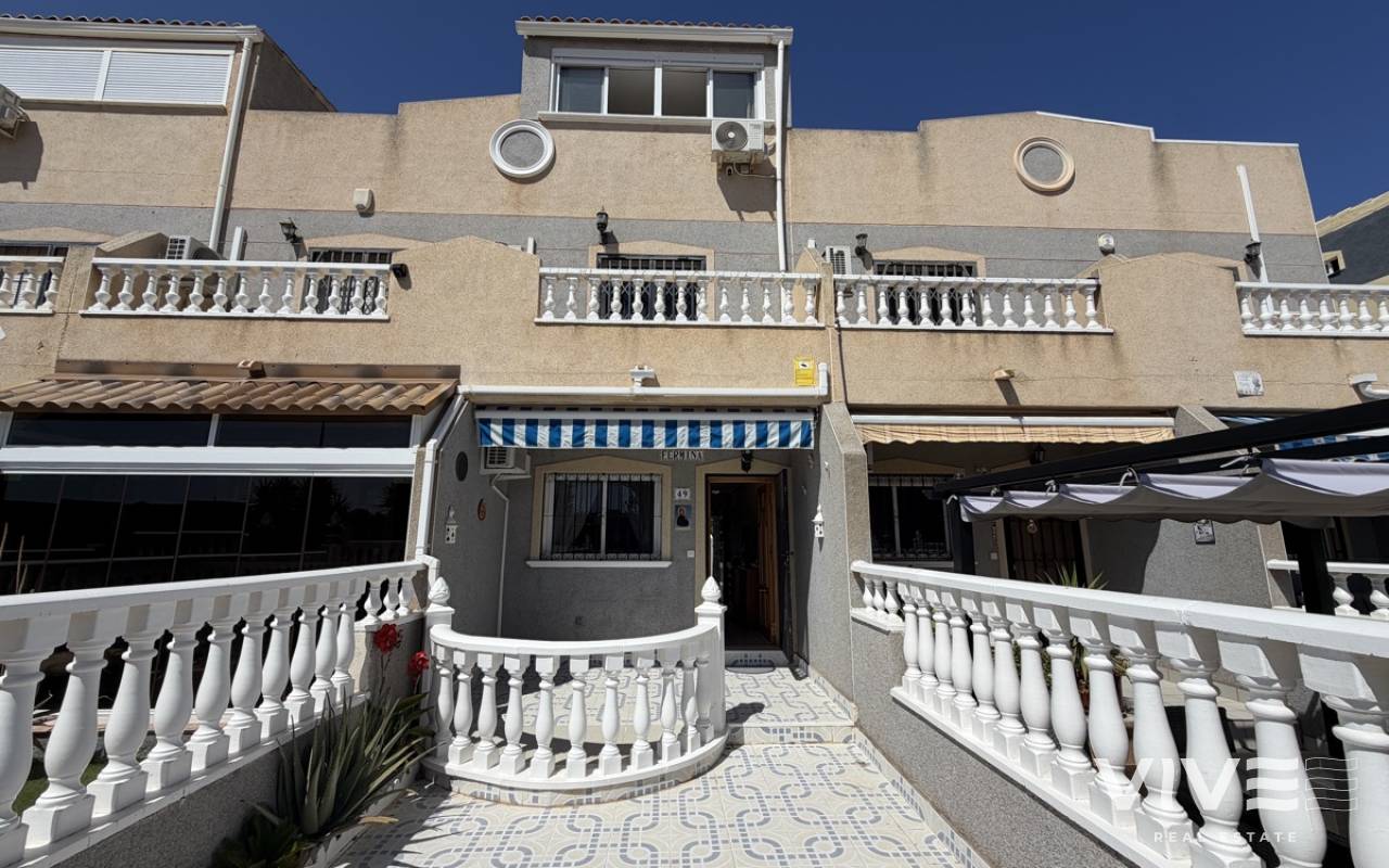 Radhus - Försäljning  - Orihuela Costa - DOLP-38658