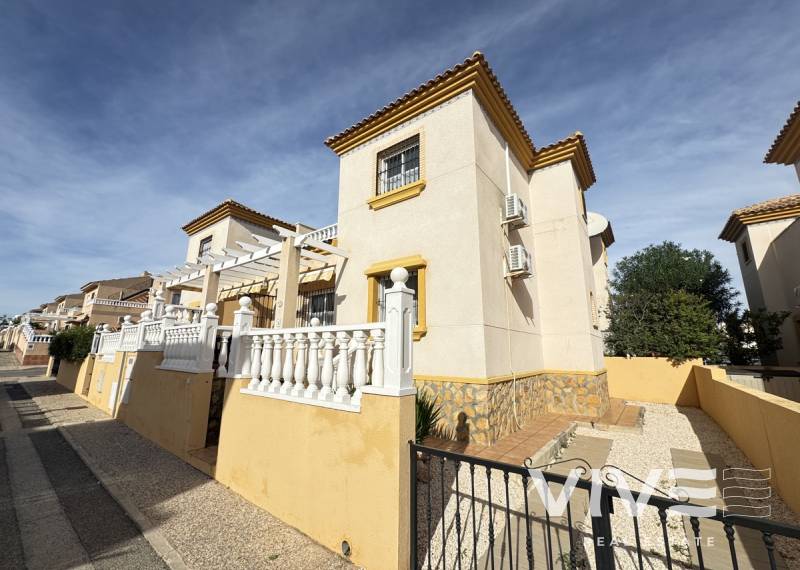 Radhus - Försäljning  - Orihuela Costa - Villamartin