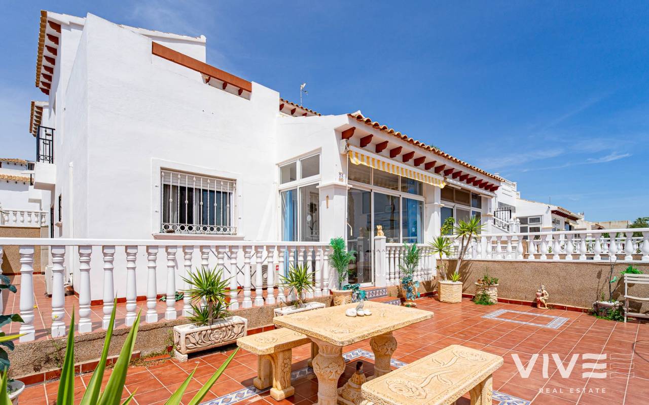 Radhus - Försäljning  - Torrevieja - 71290