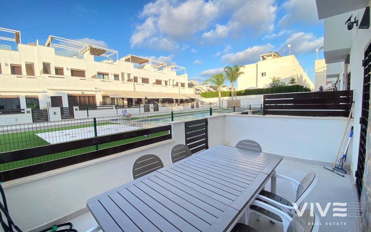 Radhus - Försäljning  - Torrevieja - RE0288