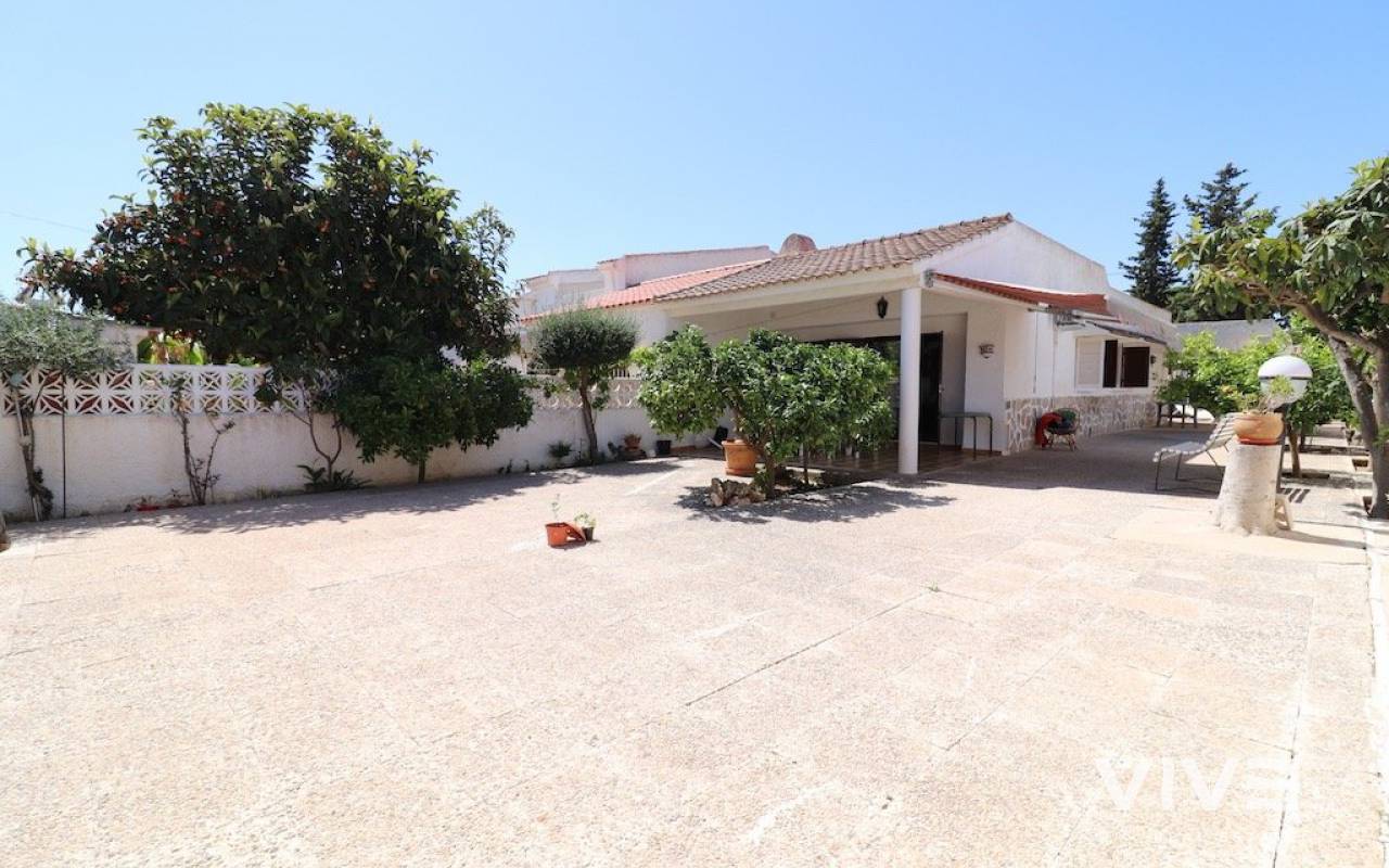 Terraced house - Resale - Orihuela Costa - 78205