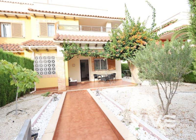 Terraced house - Resale - Orihuela Costa - Punta Prima