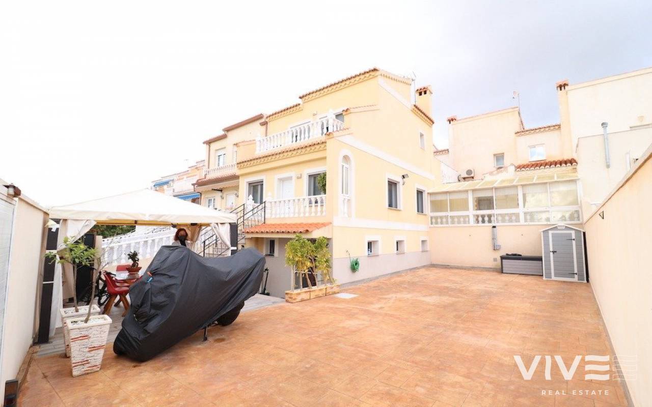 Terraced house - Resale - Torrevieja - 42928