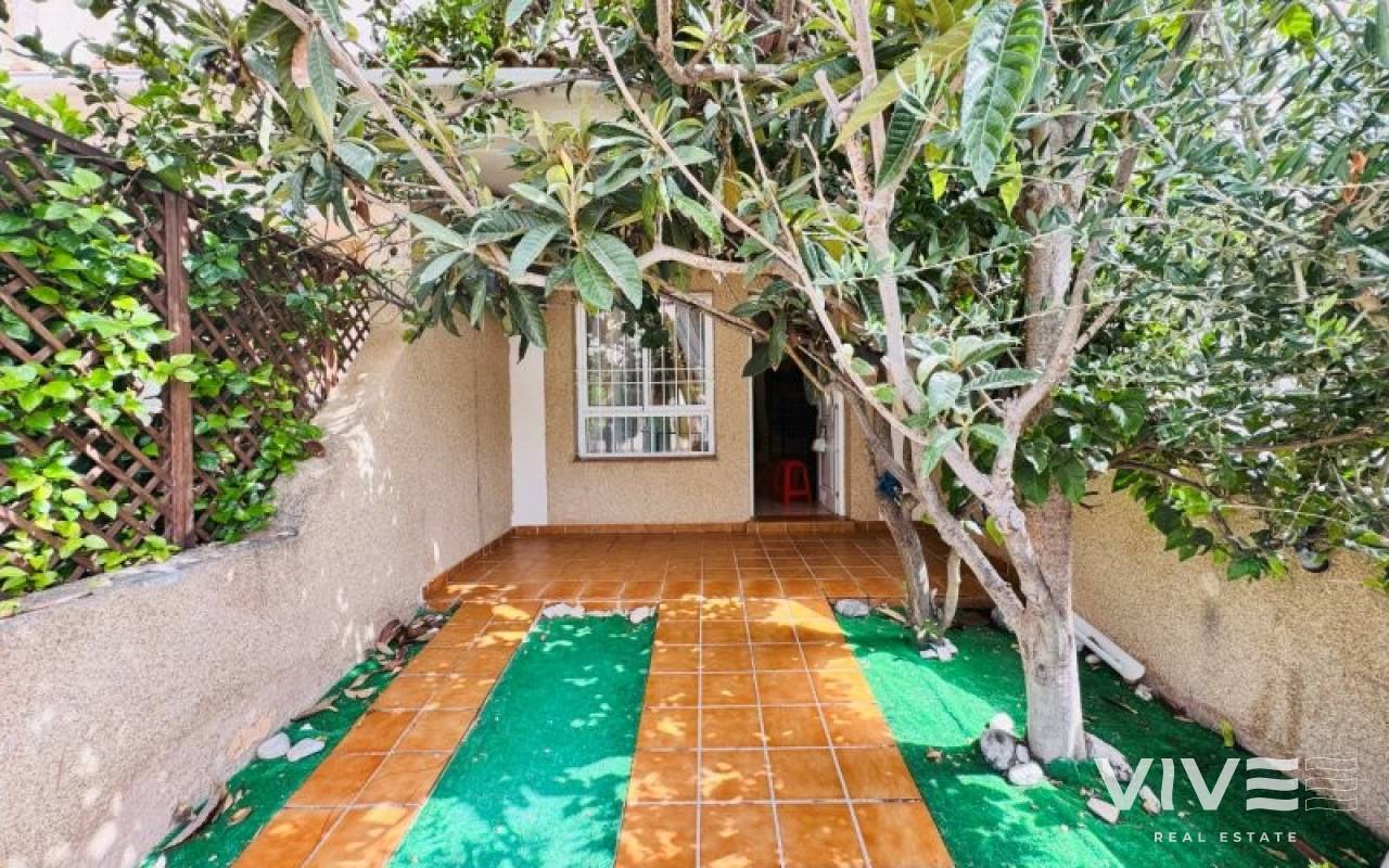 Terraced house - Resale - Torrevieja - SM-44295