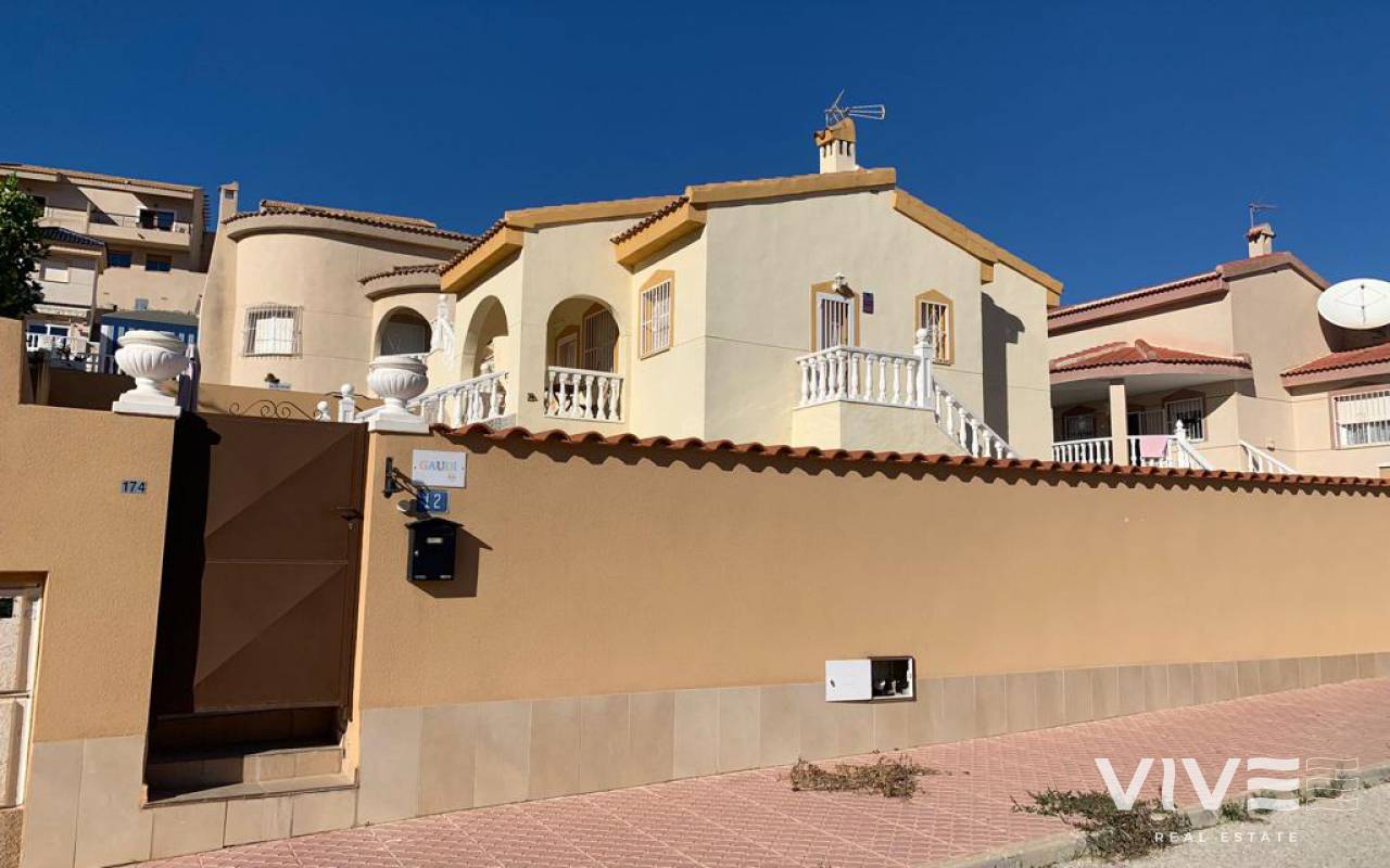 Villa - Segunda mano - Torrevieja - 60622