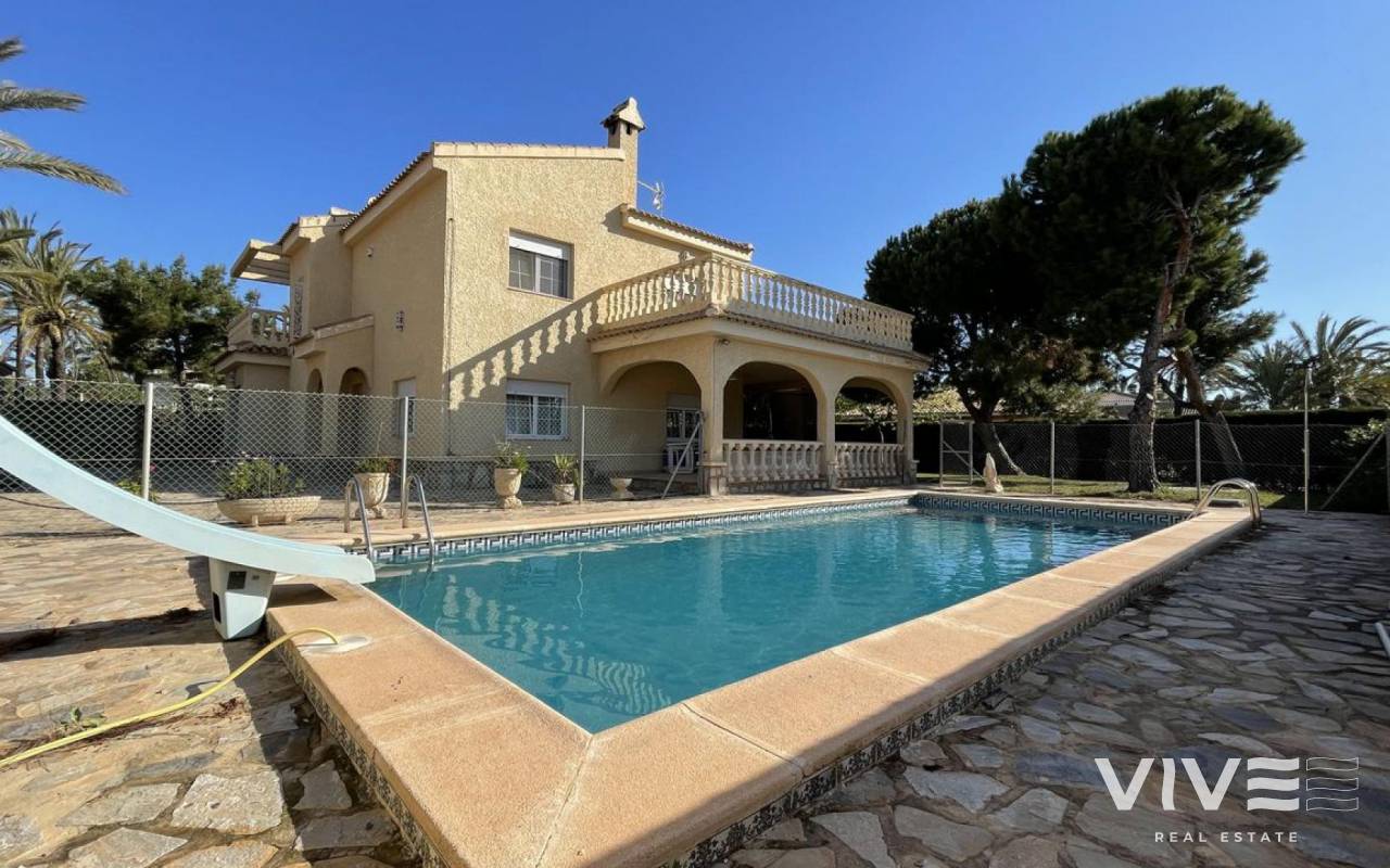 Villa - Verkauf - Orihuela Costa - RE0210