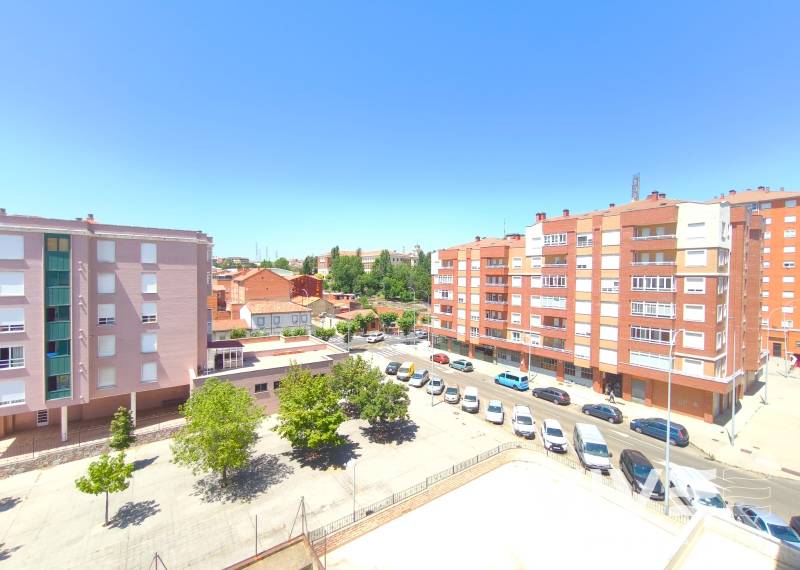 Wohnung - Langzeitmiete - Leon - Universidad