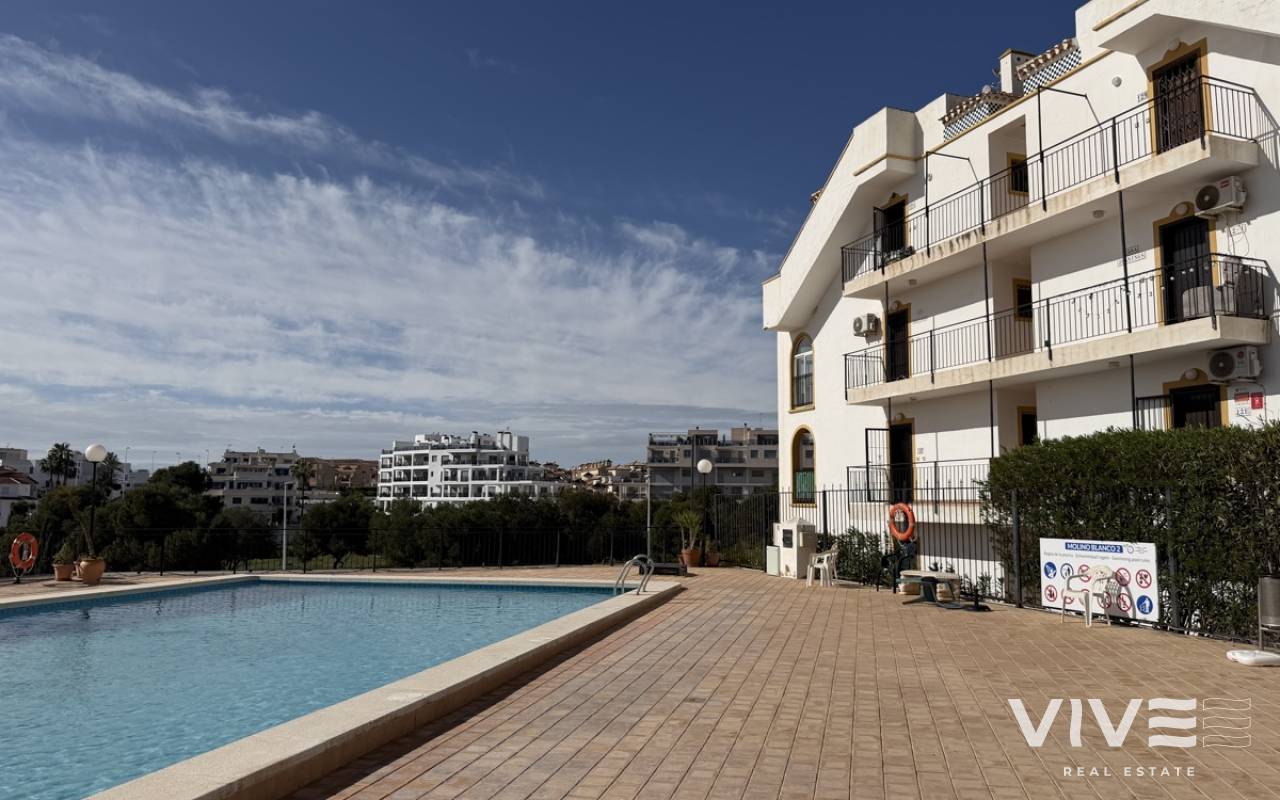 Wohnung - Verkauf - Orihuela Costa - DOLP-68520