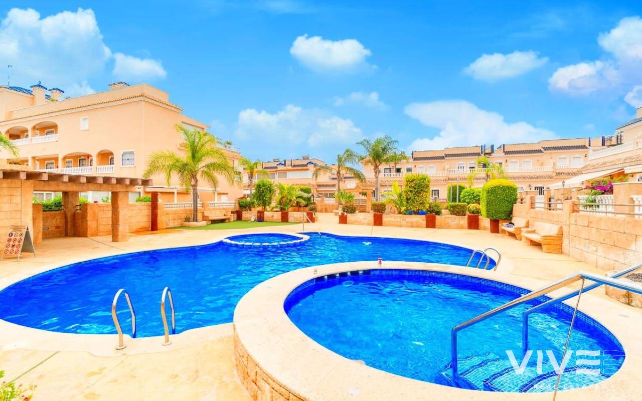 Wohnung - Verkauf - Orihuela Costa - PF-51951