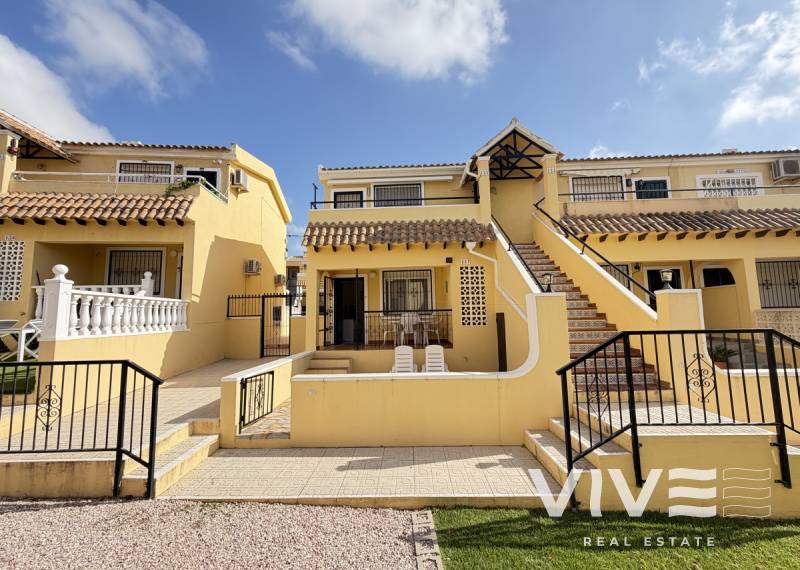 Wohnung - Verkauf - Orihuela Costa - Villamartin