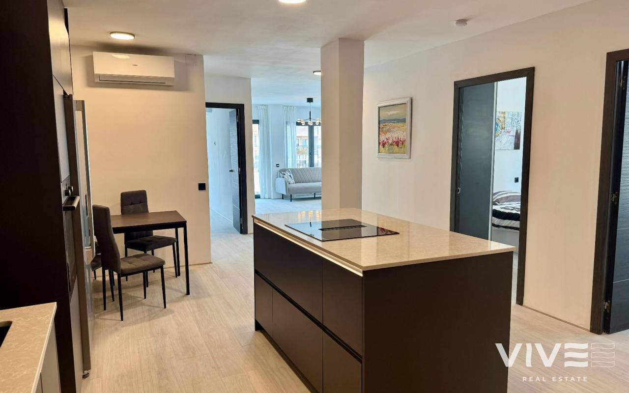 Wohnung - Verkauf - Torrevieja - 16458