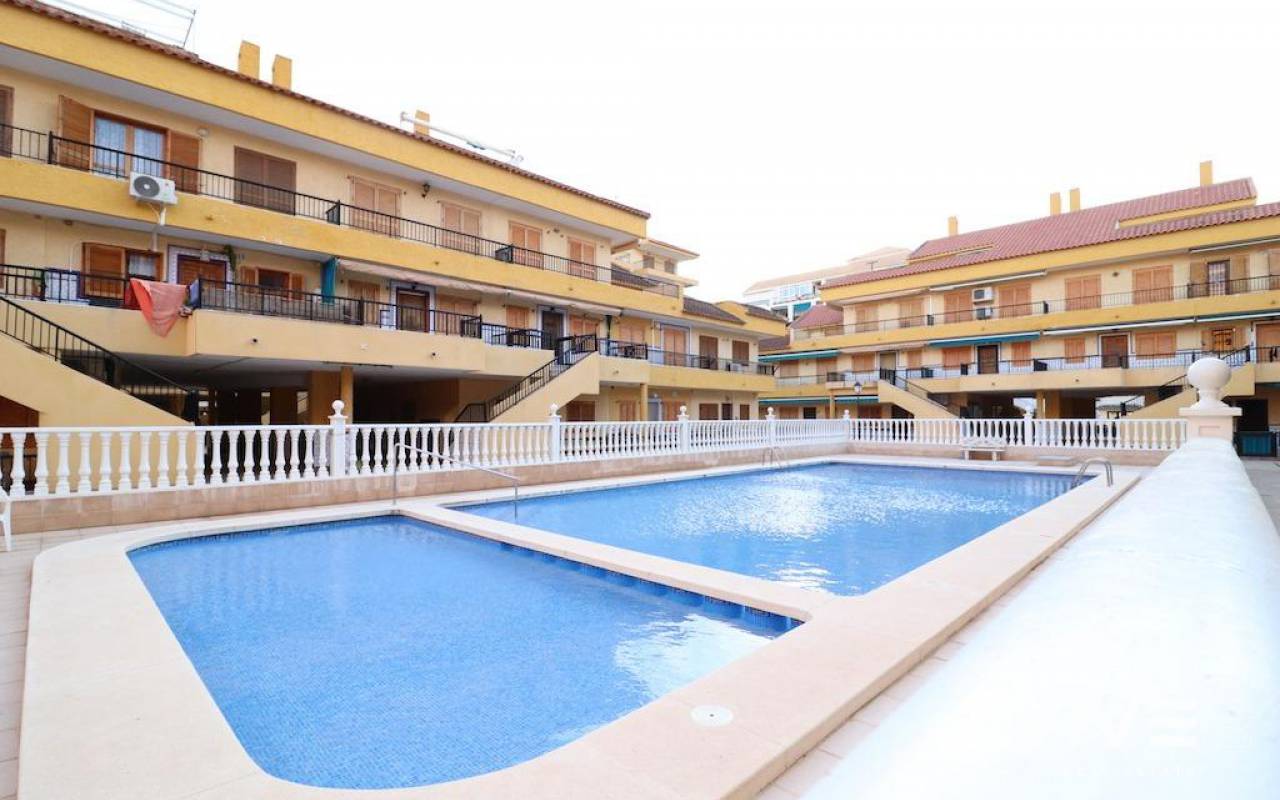 Wohnung - Verkauf - Torrevieja - 28348