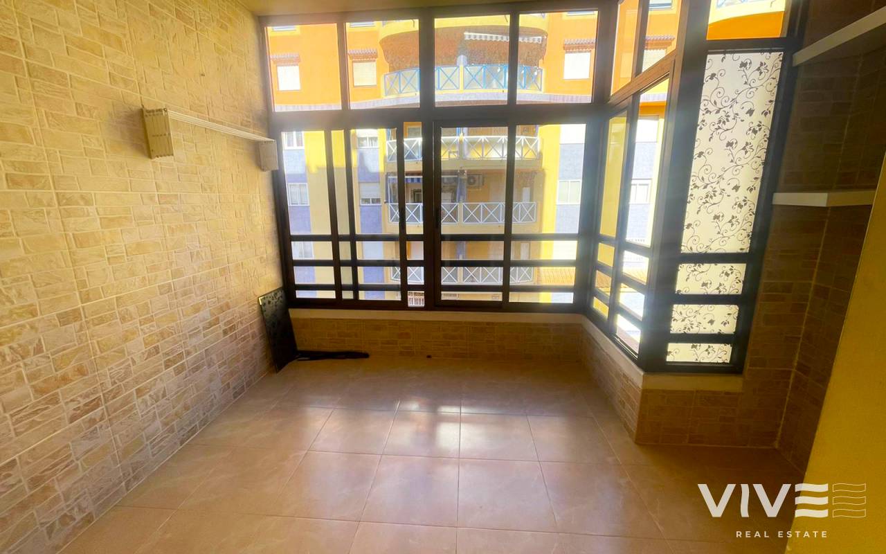 Wohnung - Verkauf - Torrevieja - 99469