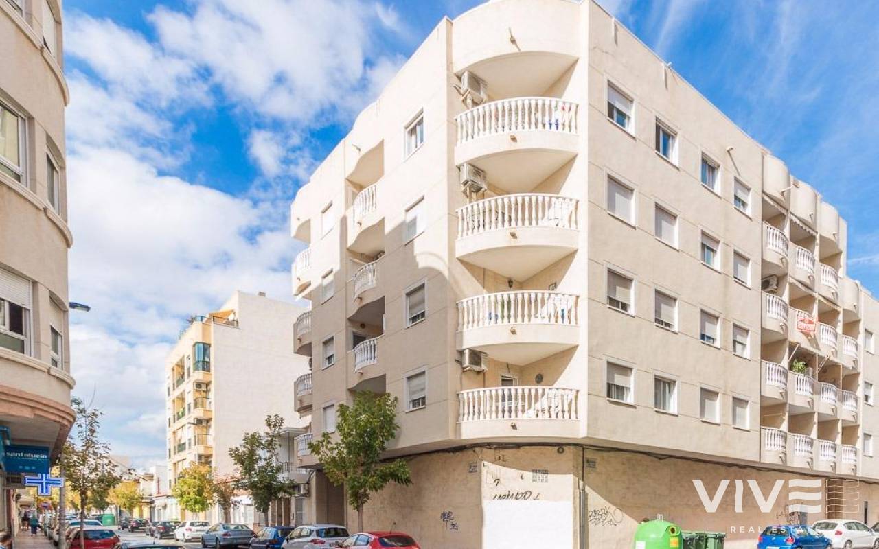 Wohnung - Verkauf - Torrevieja - PF-96635
