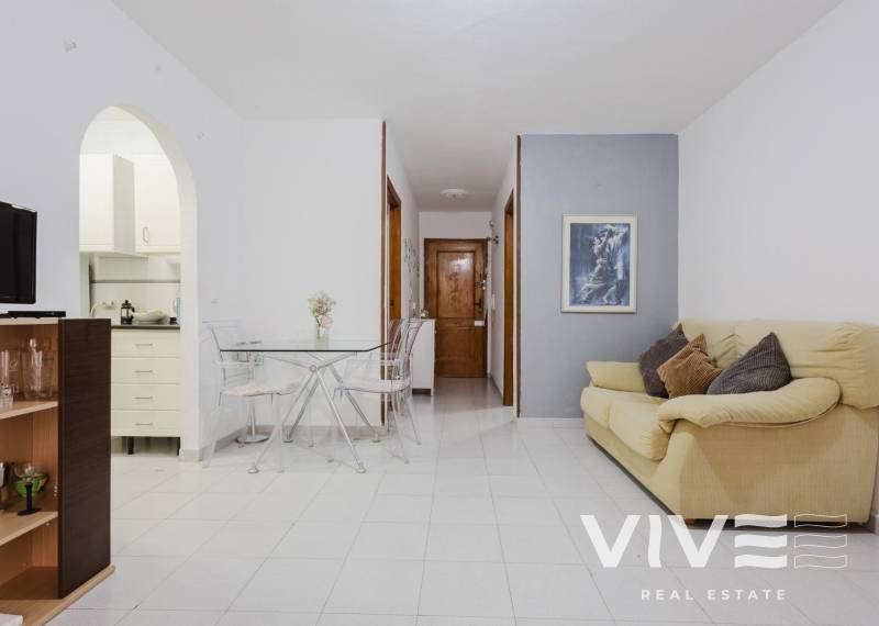 Wohnung - Verkauf - Torrevieja - Playa de La Acequion