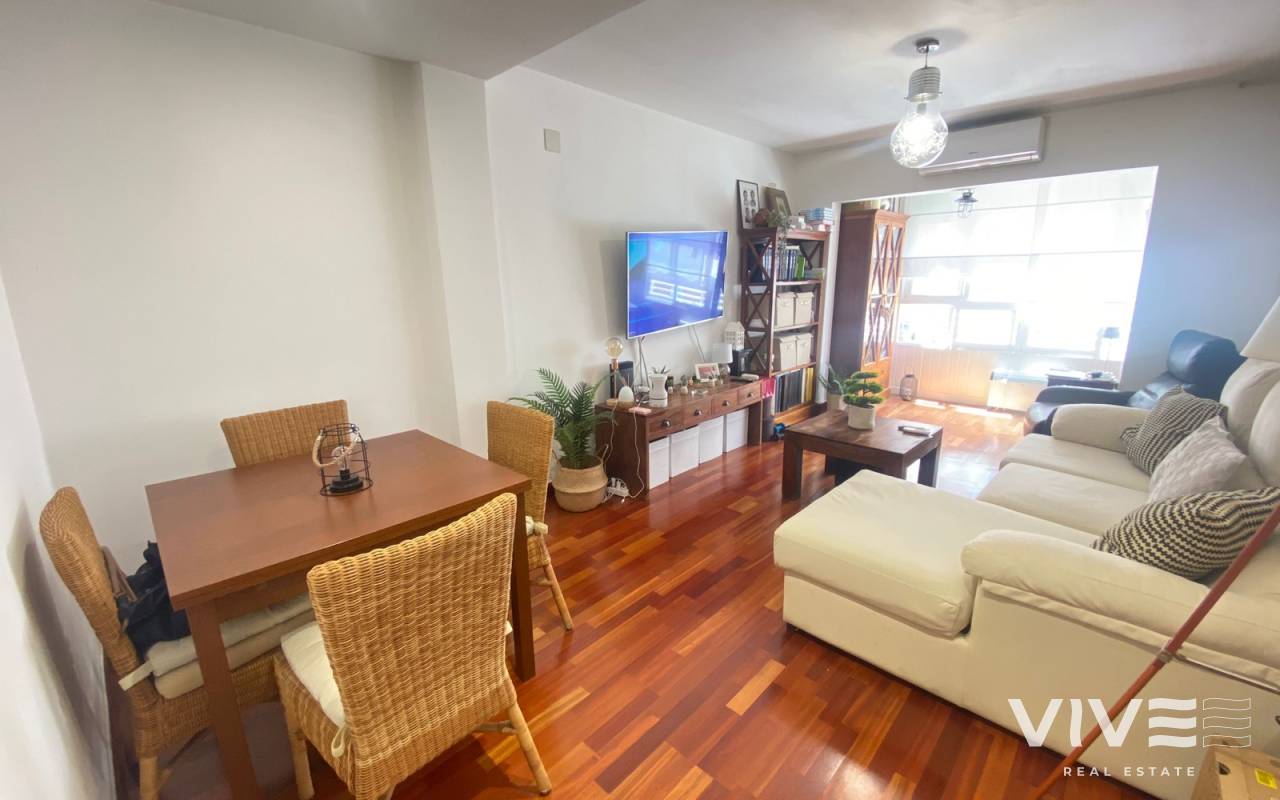 Wohnung - Verkauf - Torrevieja - RE0270