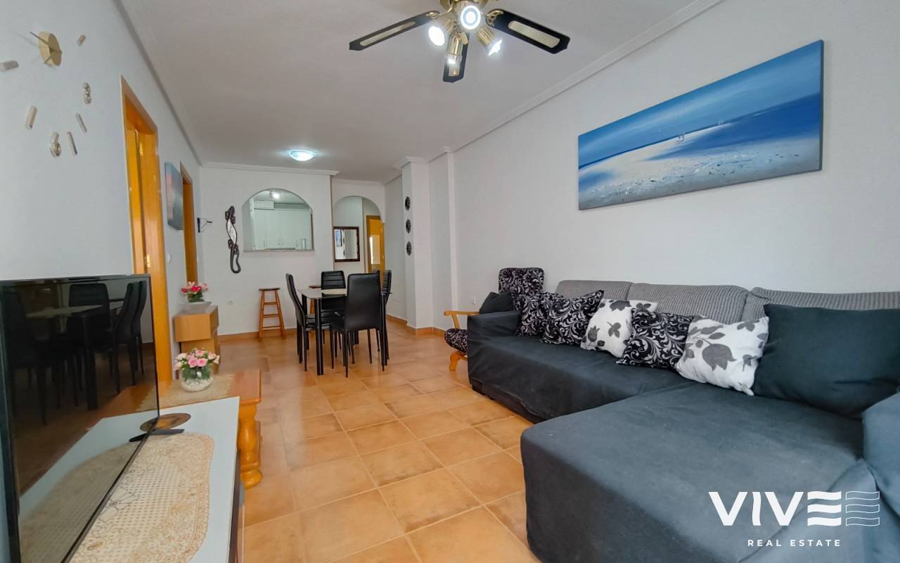 Wohnung - Verkauf - Torrevieja - RE0304