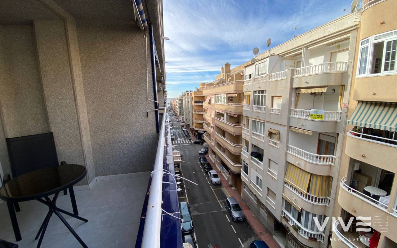 Wohnung - Verkauf - Torrevieja - RE0318