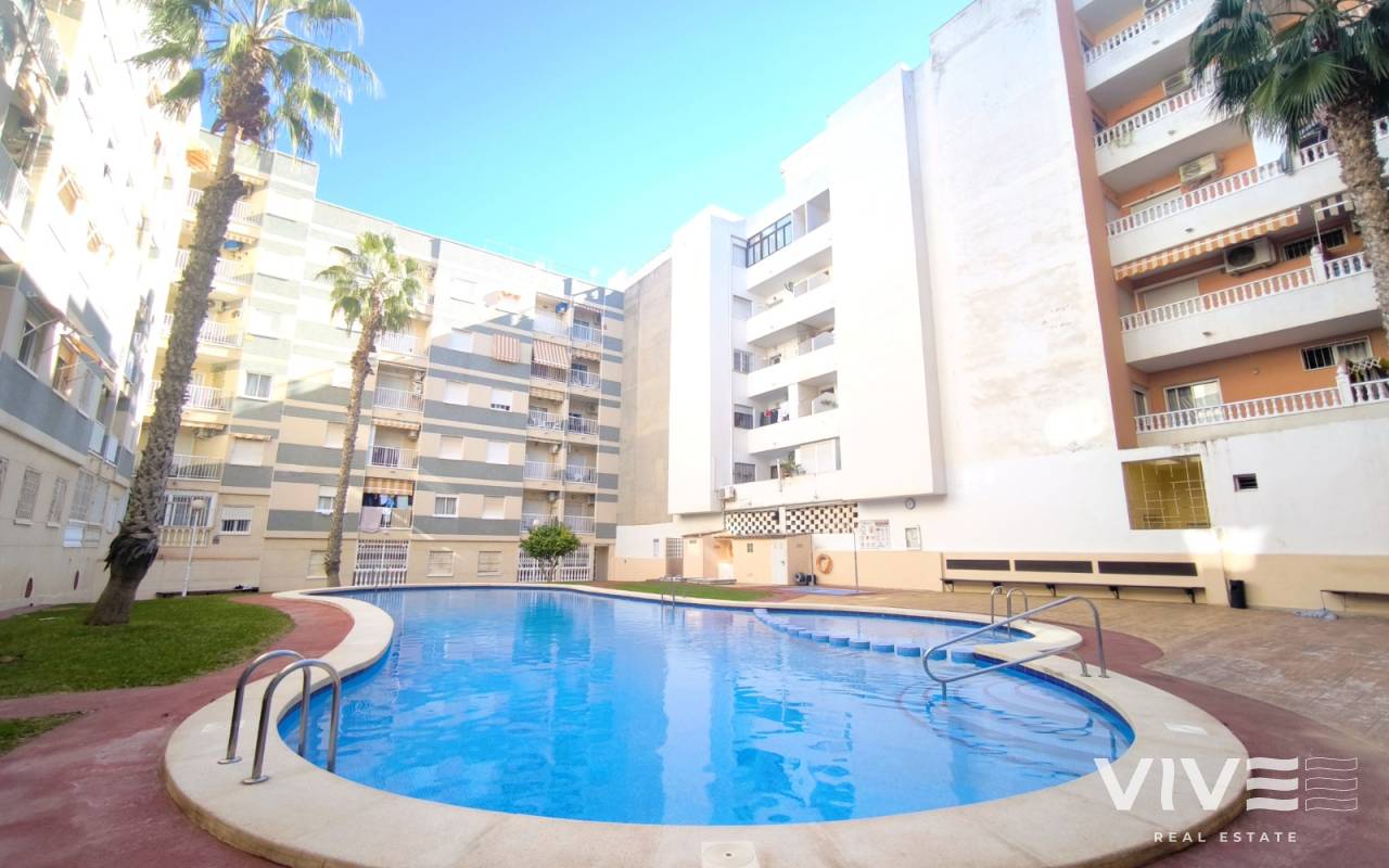 Wohnung - Verkauf - Torrevieja - RE0319