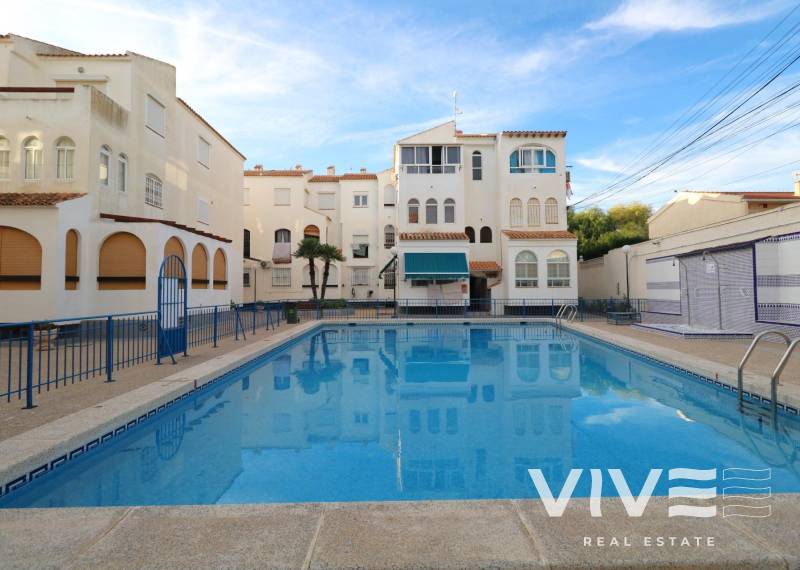 Wohnung - Verkauf - Torrevieja - Torrevieja