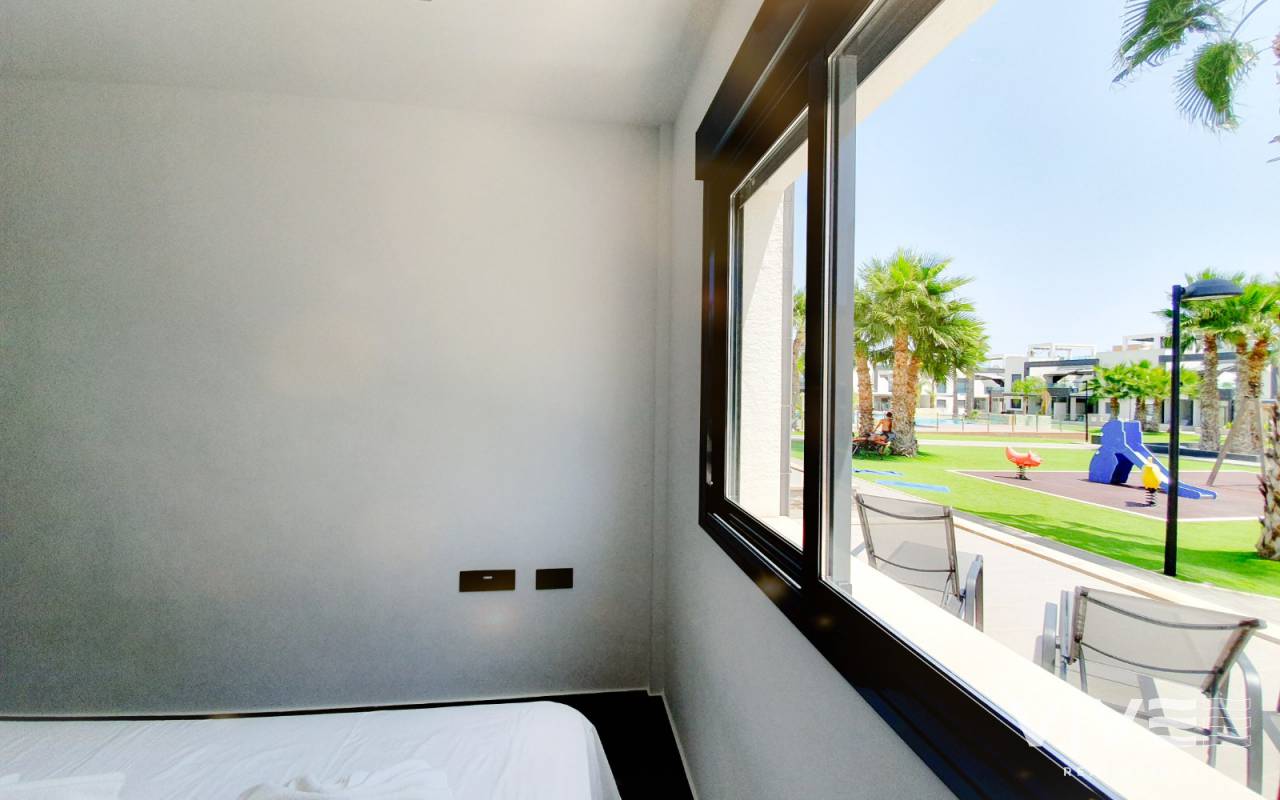 Wynajem krótkoterminowy - Mieszkanie - Alicante - LA ZENIA