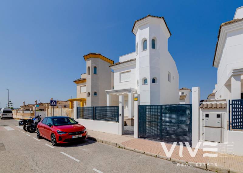 Detached Villa - New Build - San Fulgencio - El Oasis
