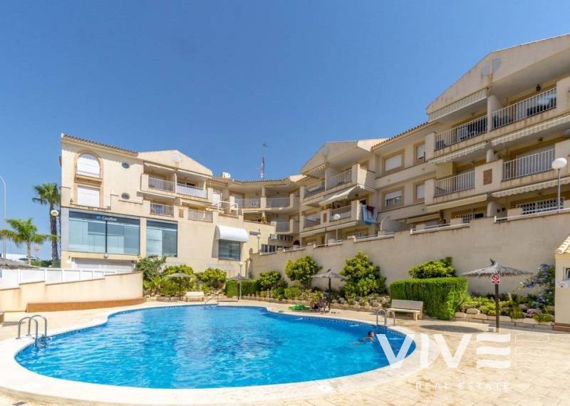 Wohnung - Verkauf - Orihuela Costa - Campoamor