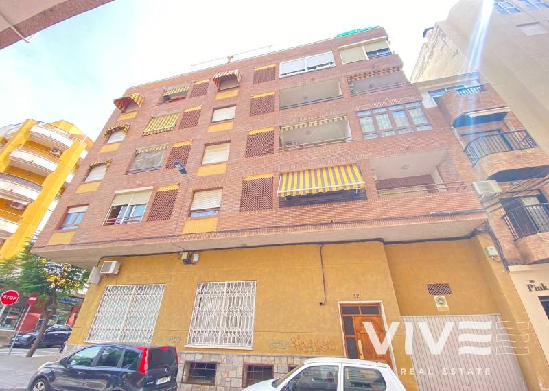 Apartamento - Försäljning  - Torrevieja - Centro