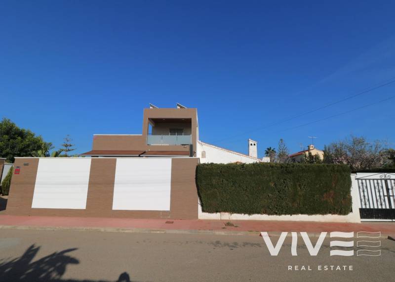 Detached Villa - Resale - Torrevieja - Torreta florida